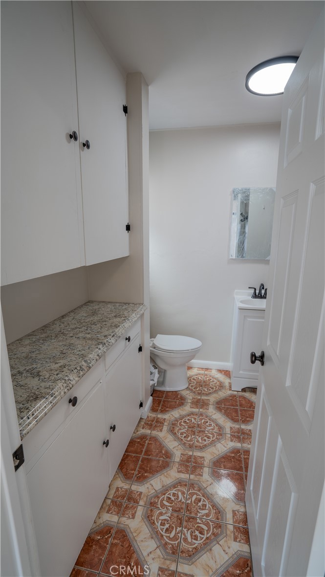 487 Jackson Street Colton, CA 92324 - Photo 34 of 47 Back house Bathroom
