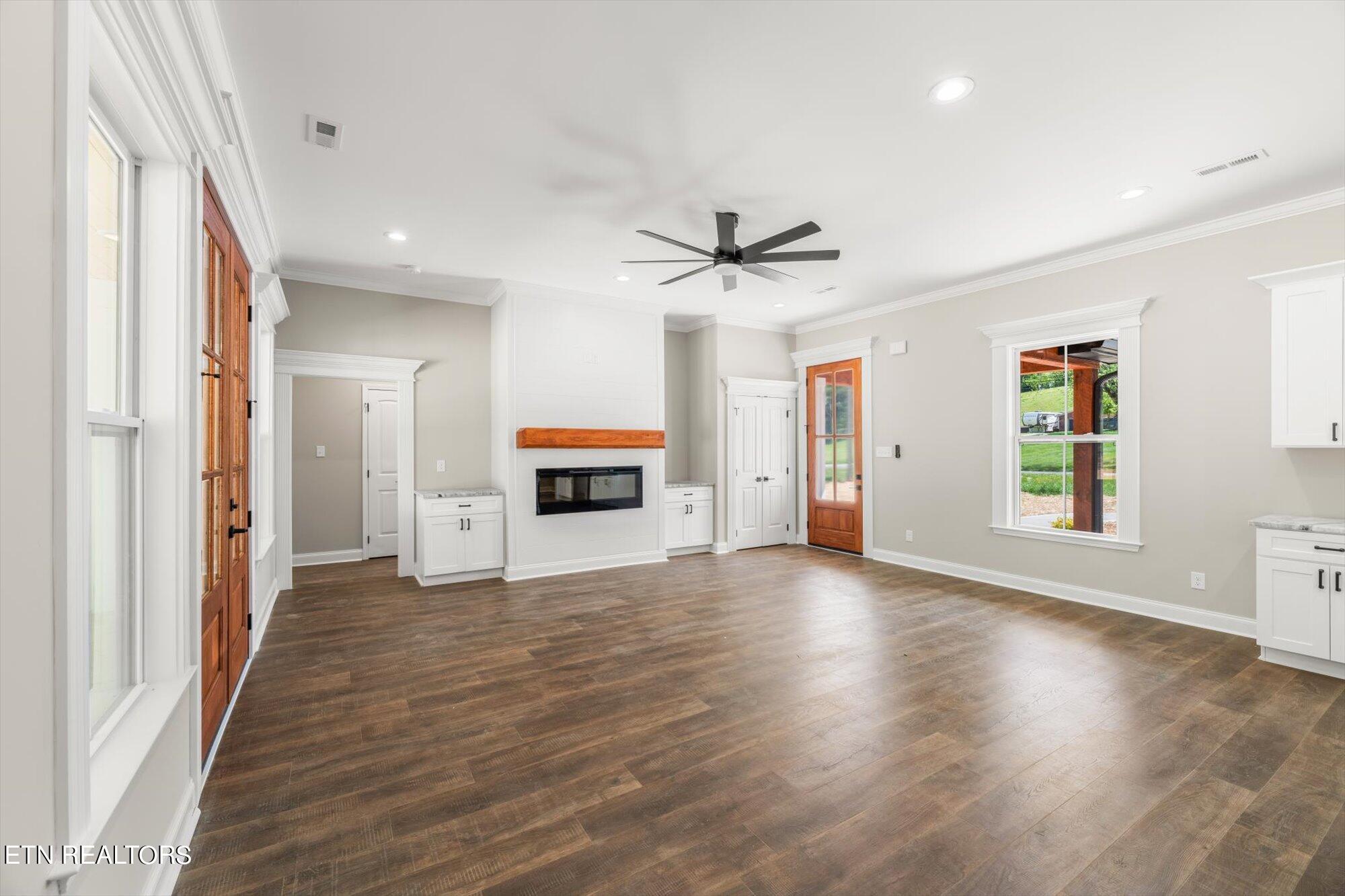 750 Hillvale Road Andersonville, TN 37705 - Photo 2 of 24 02-750-Hillvale-Rd-Andersonville-TN-2