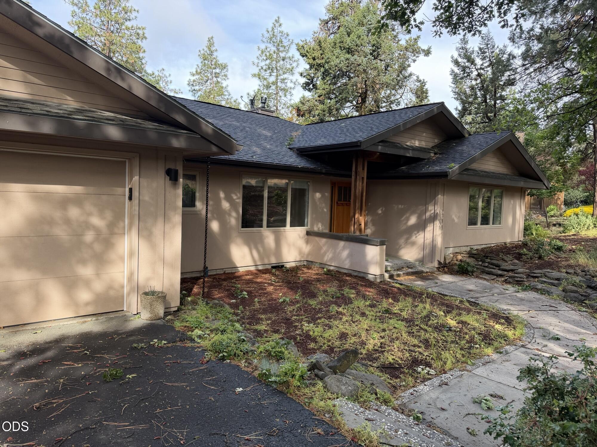 11138 Merganser Road Klamath Falls, OR 97601 - Photo 1 of 2