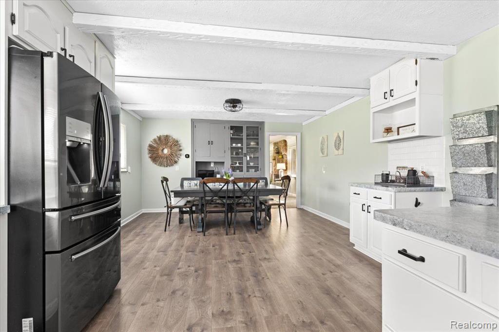 1933 John R Road Rochester Hills, MI 48307 - Photo 35 of 60