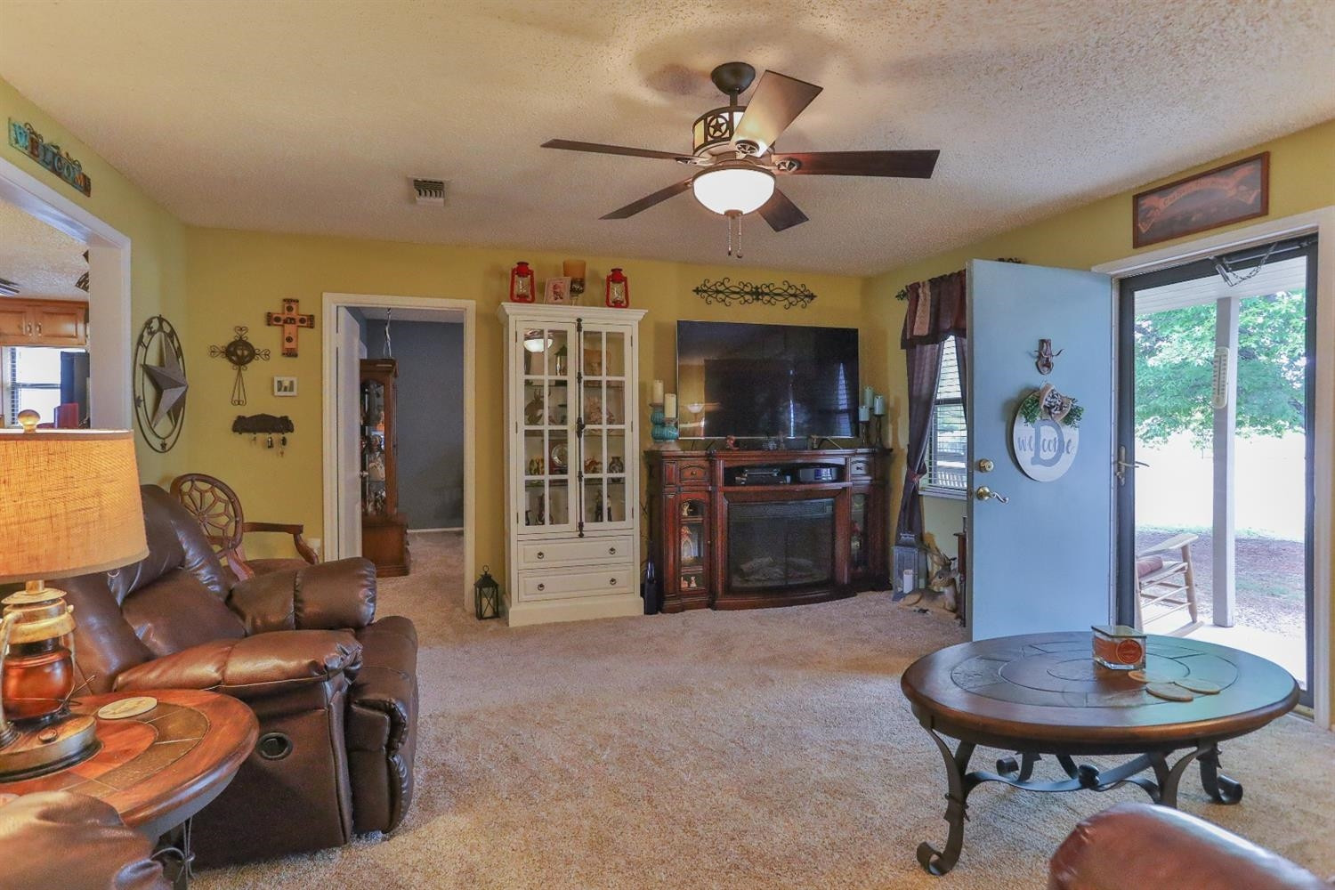 920 Avenue A Ralls, TX 79357 - Photo 4 of 15 Photo 4