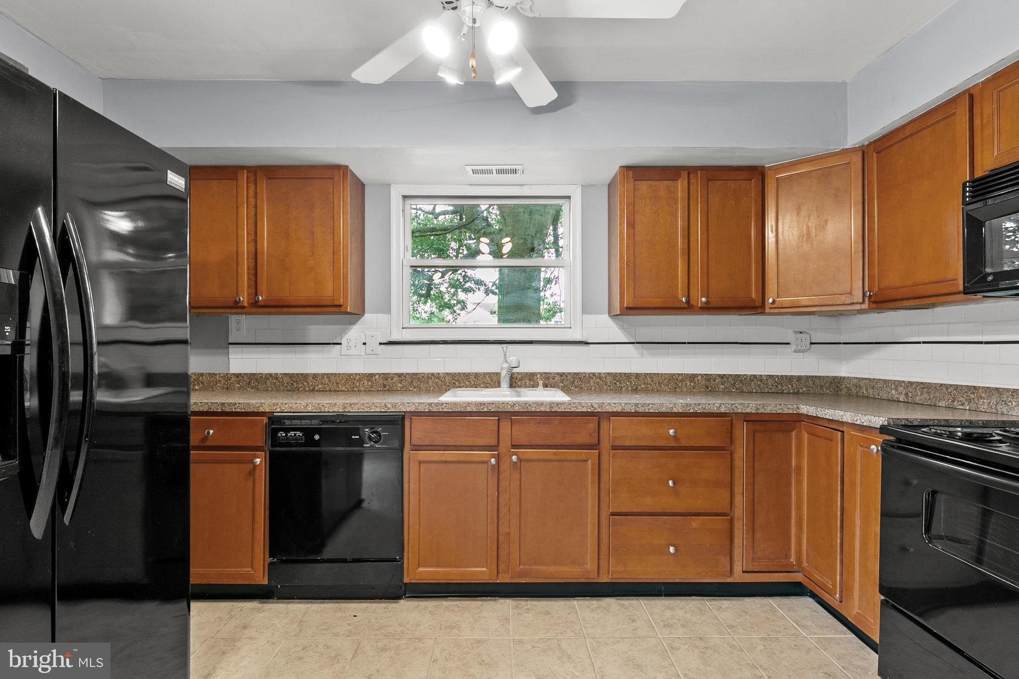 1 Procyon Road Sewell, NJ 08080 - Photo 14 of 28 Gallery Image 14