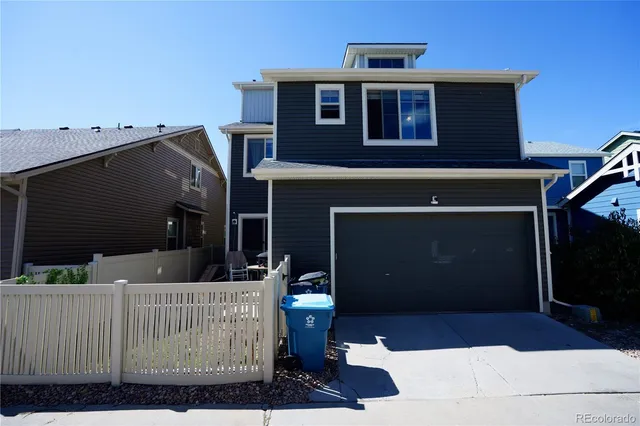 a view of house with outdoor space
