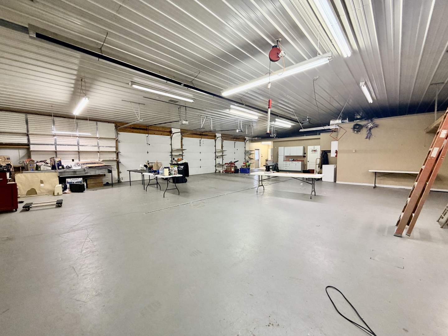 2123 North Avenue Metropolis, IL 62960 - Photo 40 of 49 a view of parking area