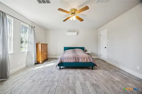 $315,000 | 217 West Mockingbird Lane, Harker Heights, TX 76548