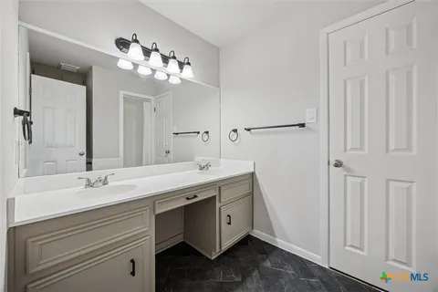 $315,000 | 217 West Mockingbird Lane, Harker Heights, TX 76548