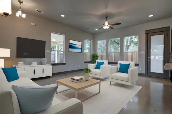 $7,900 | 923 East 37th Street, Austin, TX 78705