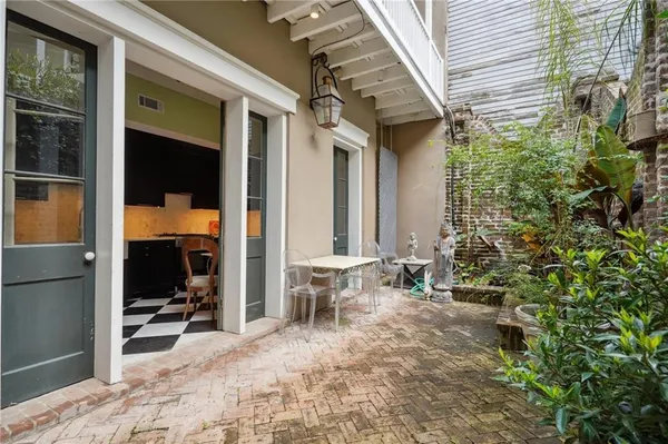 $7,000 | 839 Dumaine Street, New Orleans, LA 70116
