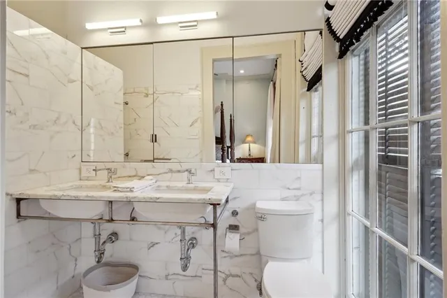 $7,000 | 839 Dumaine Street, New Orleans, LA 70116