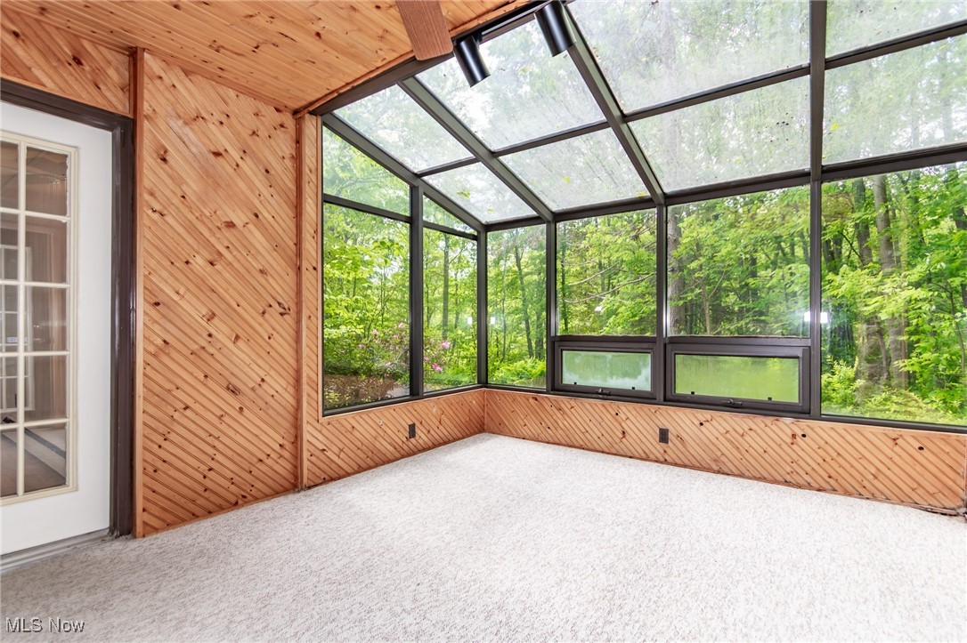 36981 Chardon Road Willoughby, OH 44094 - Photo 17 of 38 Gallery Image 17