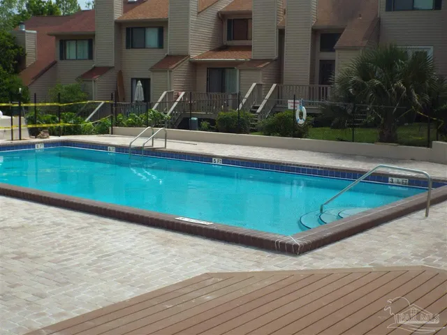 a house with view of outdoor space