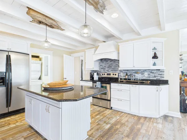 $475,000 | 1640 Ezell Beach Road, Perry, FL 32348