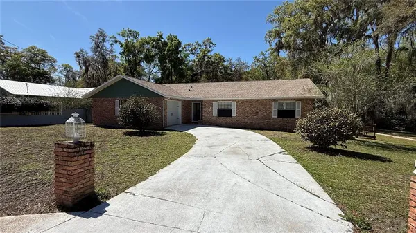 $1,850 | 3876 Northeast 27th Court, Ocala, FL 34479