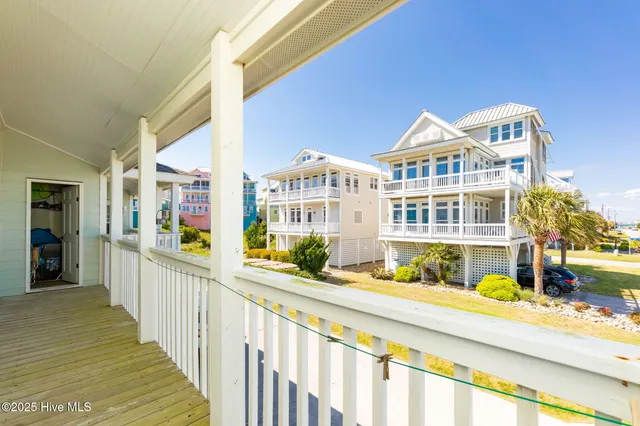 $170,000 | 300 Ocean Blvd Extension, Unit B, Atlantic Beach, NC 28512