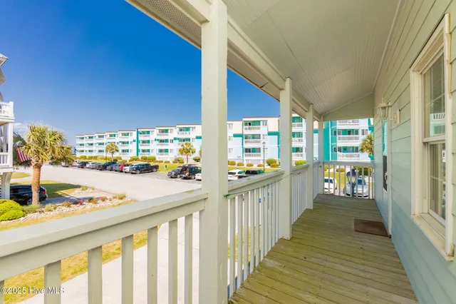 $170,000 | 300 Ocean Blvd Extension, Unit B, Atlantic Beach, NC 28512