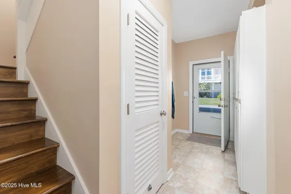 $170,000 | 300 Ocean Blvd Extension, Unit B, Atlantic Beach, NC 28512