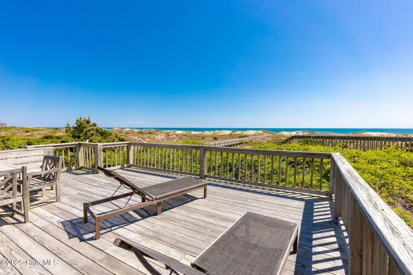 $170,000 | 300 Ocean Blvd Extension, Unit B, Atlantic Beach, NC 28512