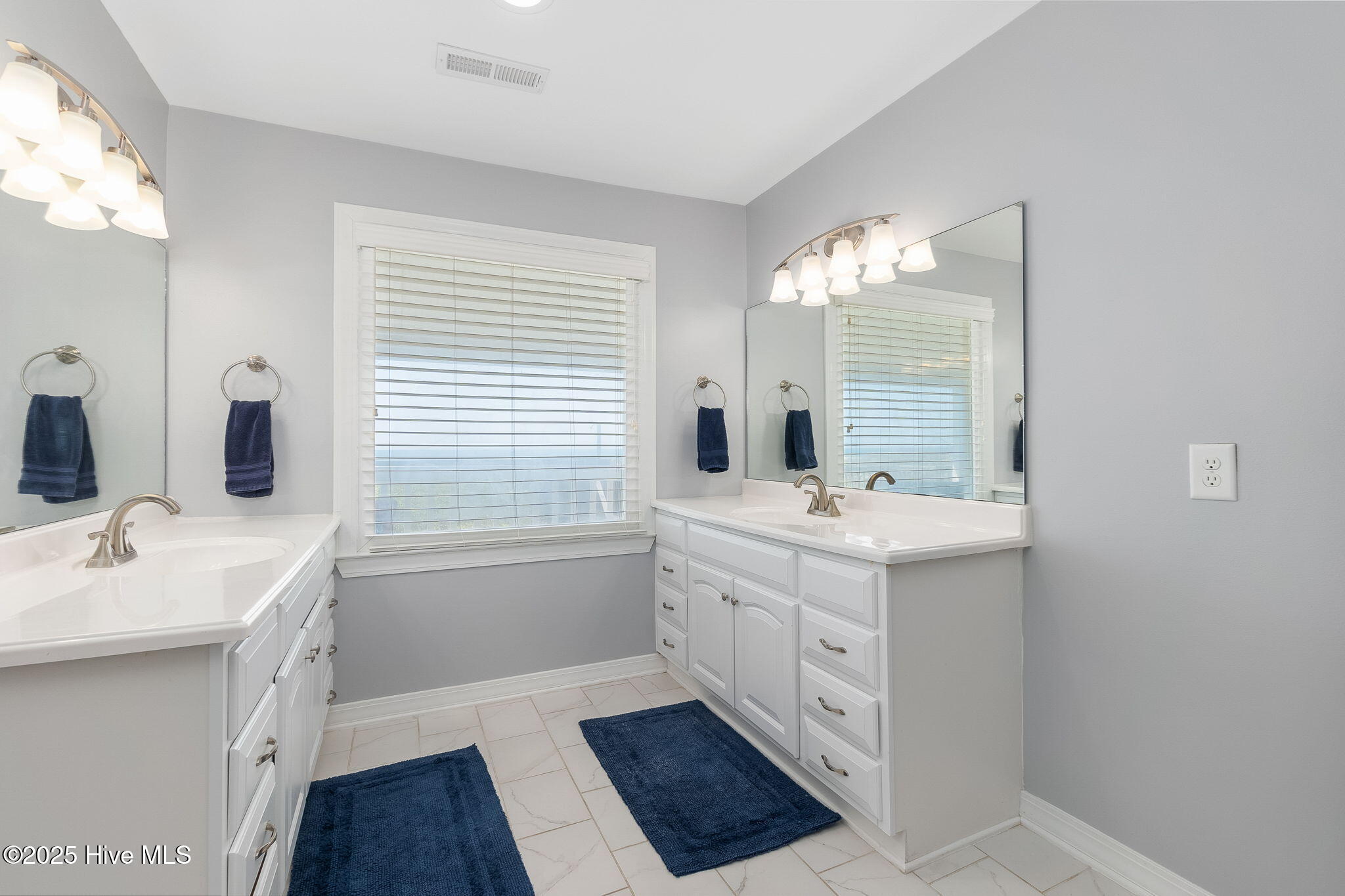 300 Ocean Blvd Extension, Unit B Atlantic Beach, NC 28512 - Photo 6 of 43 5-web-or-mls-chadwick-visuals-300-ocean-