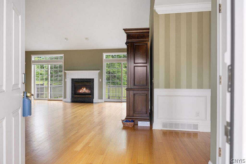 206 Falling Brook Path Manlius, NY 13066 - Photo 4 of 31