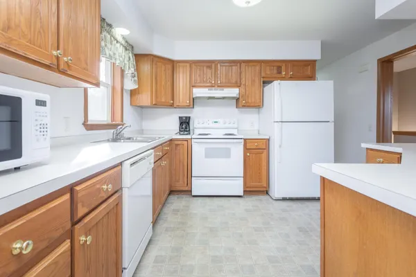 $314,900 | 1106 2nd Street Northeast, Glenwood, MN 56334