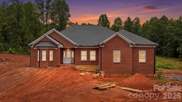 $780,000 | 3242 Cornwell Drive, Morganton, NC 28655