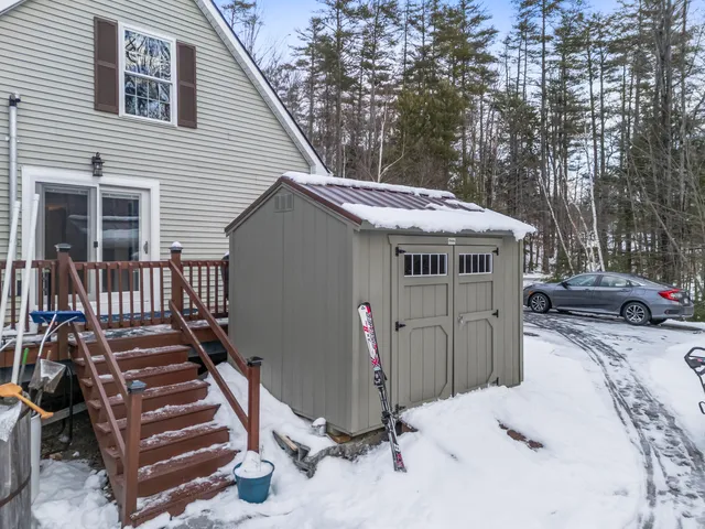 $615,000 | 6 Rocky Cove Road, Lebanon, ME 04027