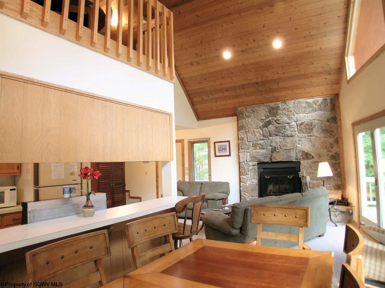 26 Ski In Court Davis, WV 26260 - Photo 4 of 20 Gallery Image 4