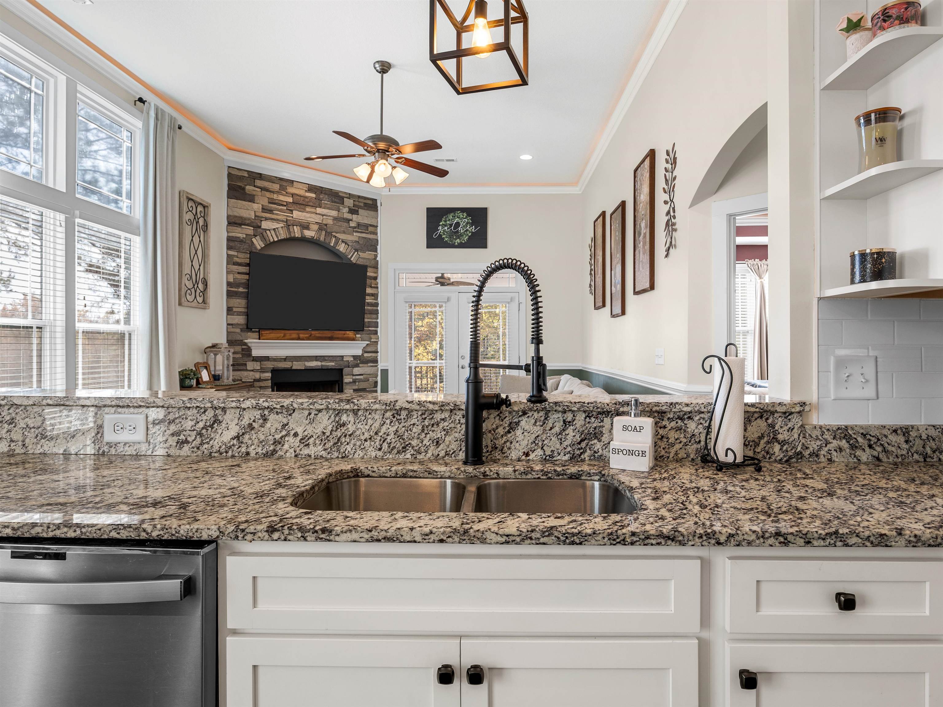 580 Canewood Lane Campobello, SC 29322 - Photo 14 of 48