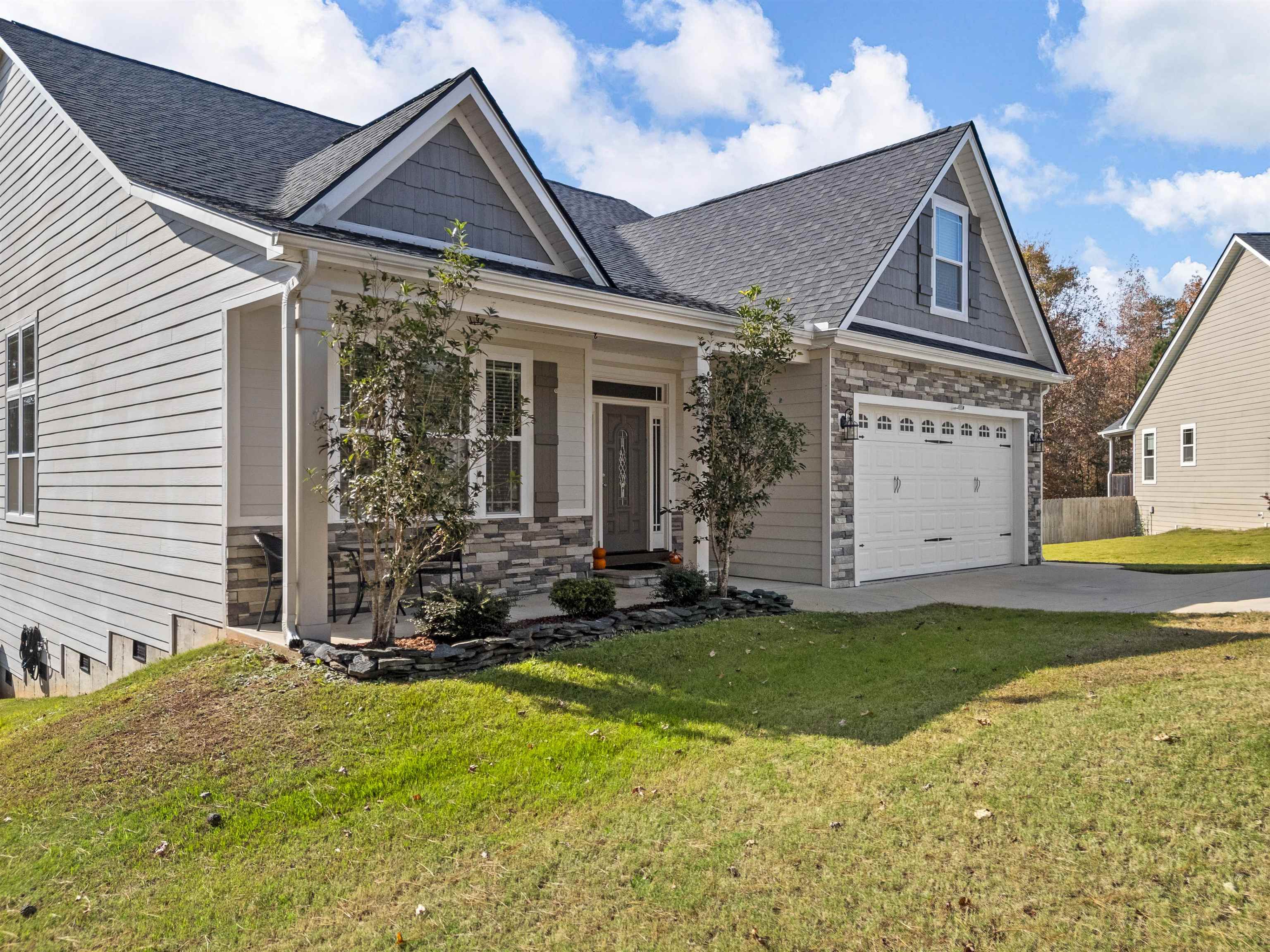 580 Canewood Lane Campobello, SC 29322 - Photo 2 of 48