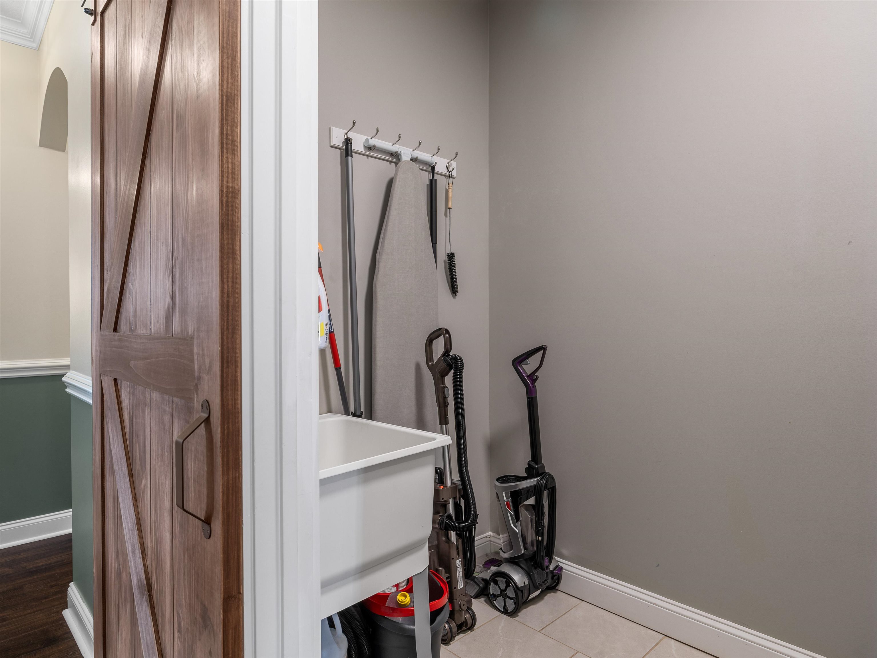 580 Canewood Lane Campobello, SC 29322 - Photo 35 of 48