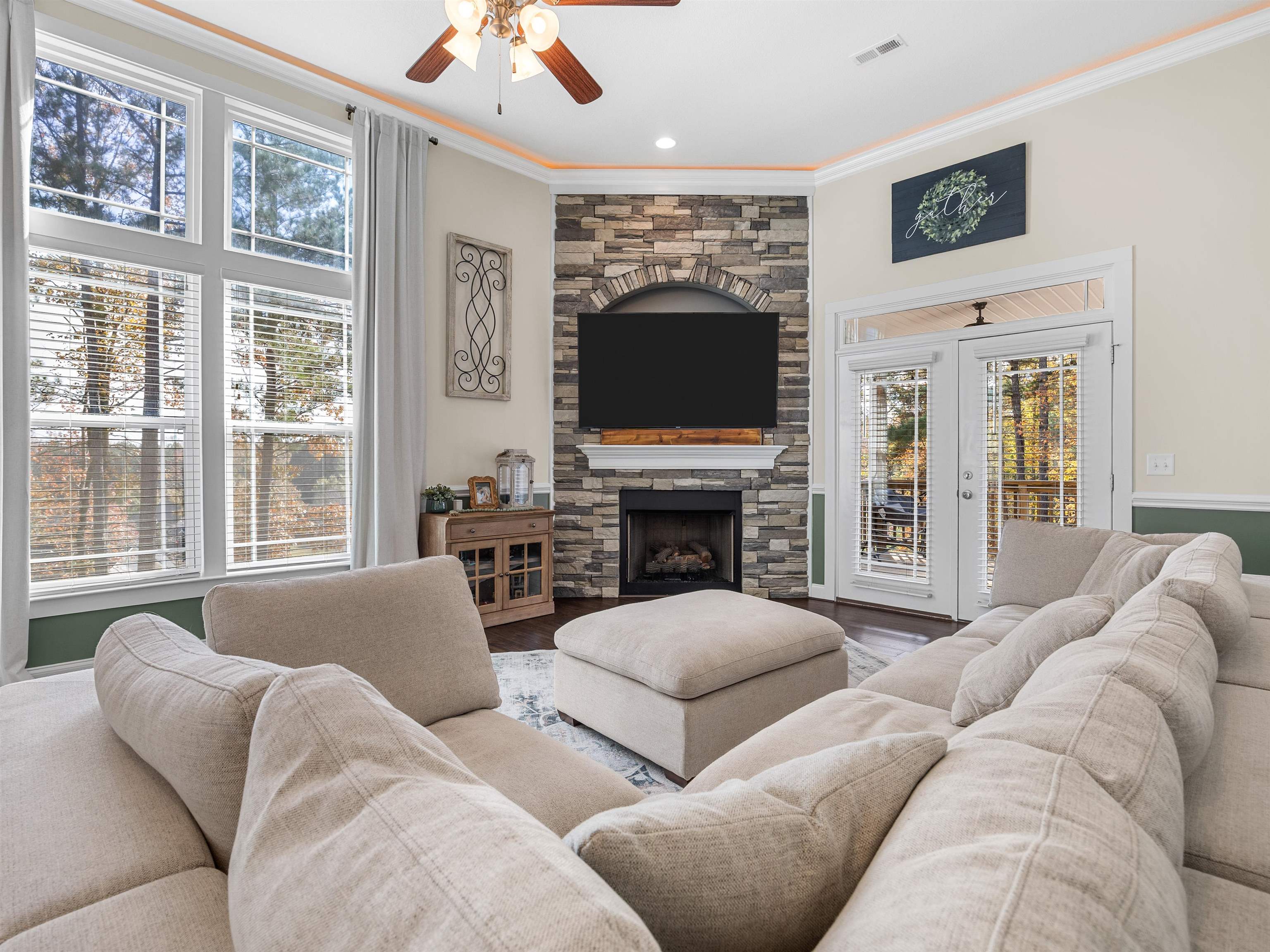 580 Canewood Lane Campobello, SC 29322 - Photo 7 of 48