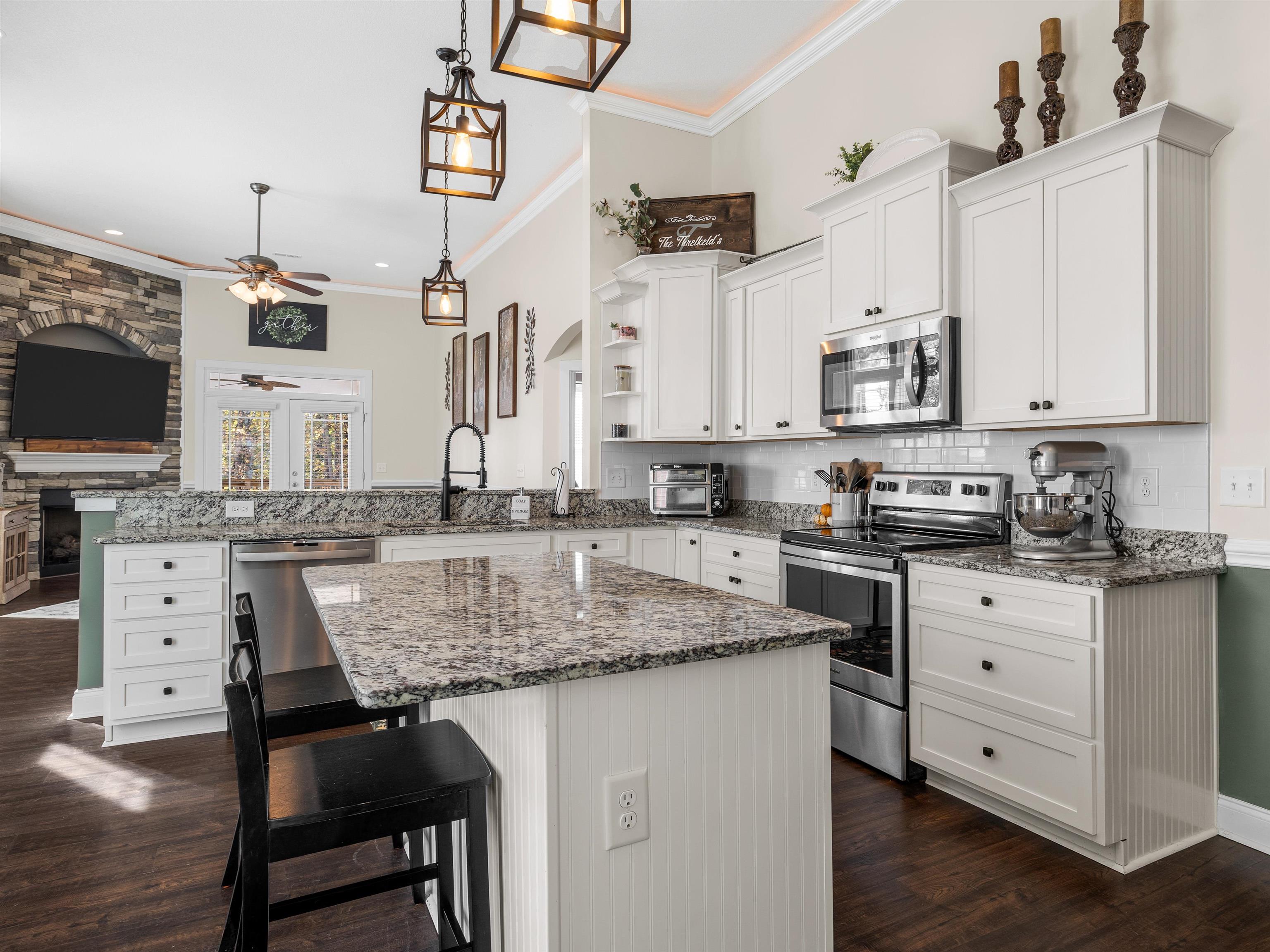 580 Canewood Lane Campobello, SC 29322 - Photo 10 of 48