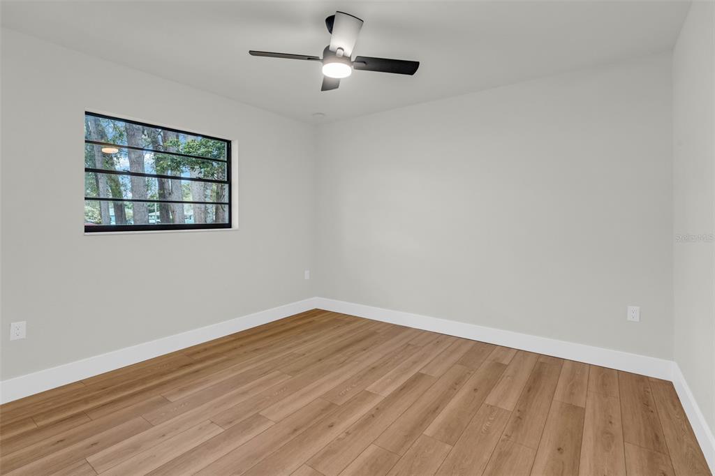 2051 Laredo Avenue Spring Hill, FL 34608 - Photo 31 of 44