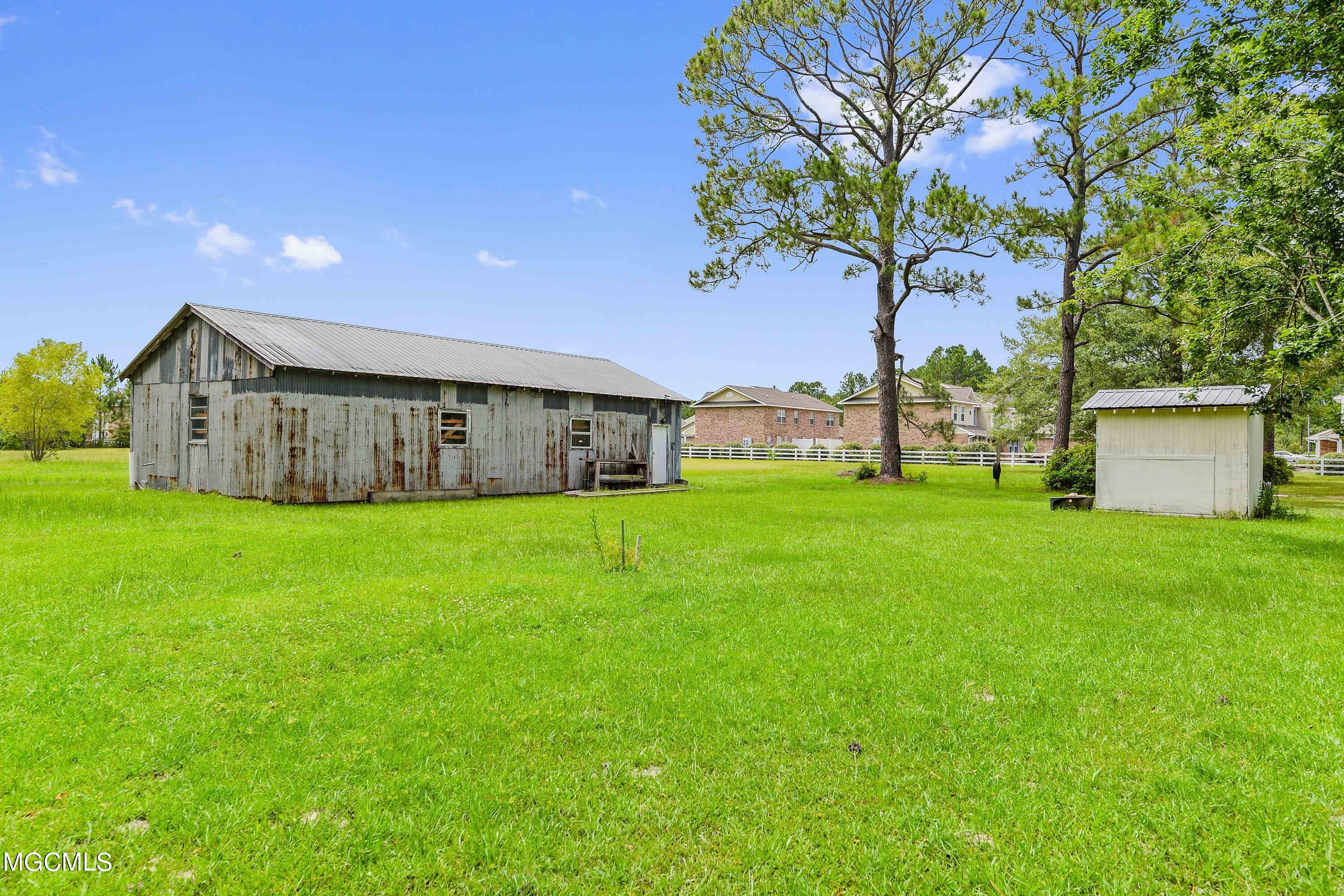 13063 Williams Road Gulfport, MS 39503 - Photo 23 of 33 023 (3)