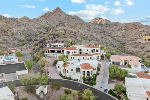 $2,295,000 | 3800 East Lincoln Drive, Unit 54, Phoenix, AZ 85018