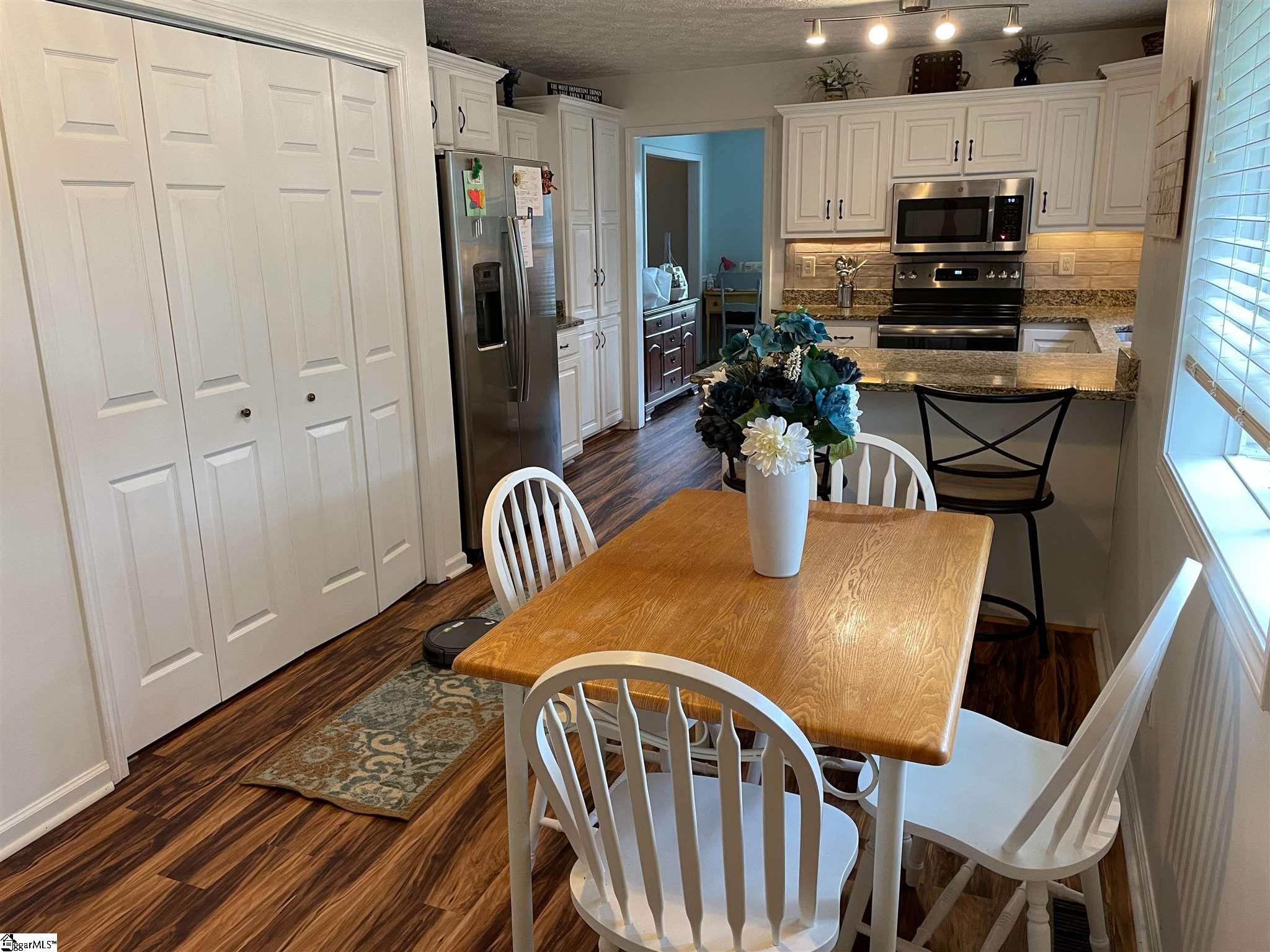 103 Haven Rest Easley, SC 29642 - Photo 8 of 20 Gallery Image 8