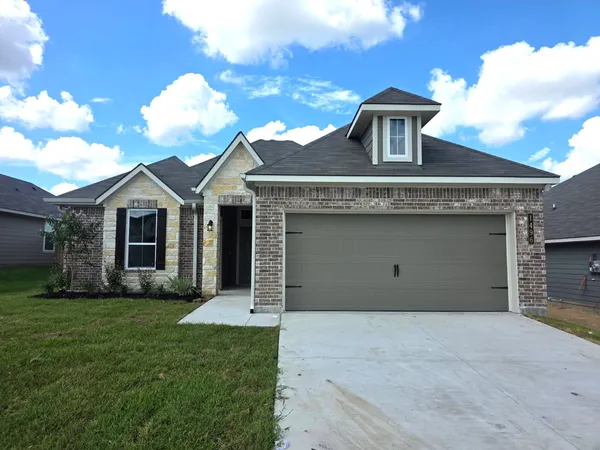 $302,900 | 1496 Lk Rdg Drive, Brenham, TX 77833