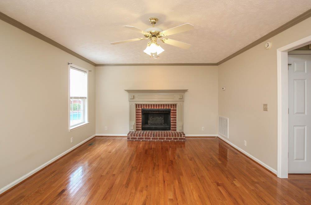 3011 Roellen Road Murfreesboro, TN 37130 - Photo 3 of 20 Gallery Image 3