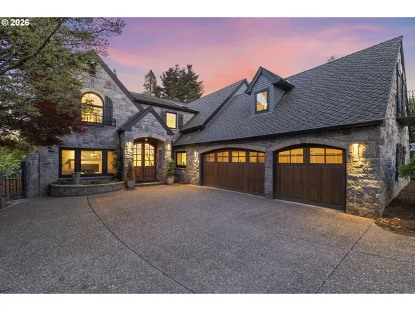 $1,987,000 | 18370 River Edge Lane, Marylhurst, OR 97036