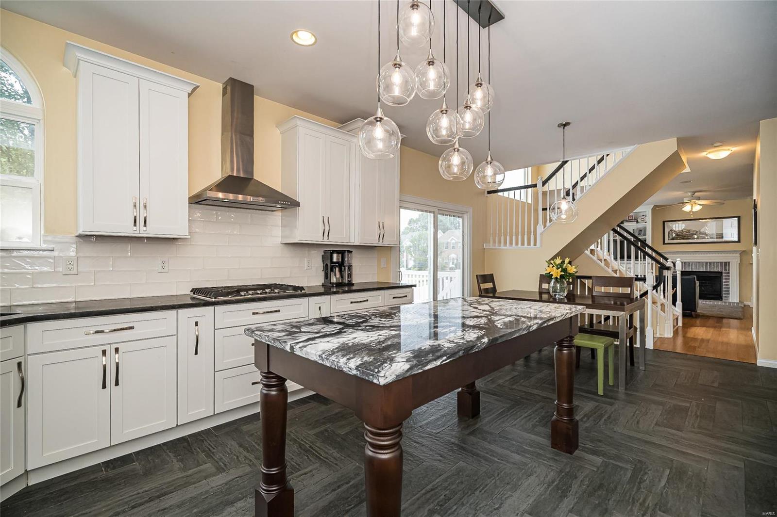 1217 Arbor Bluff Circle Ballwin, MO 63021 - Photo 22 of 48