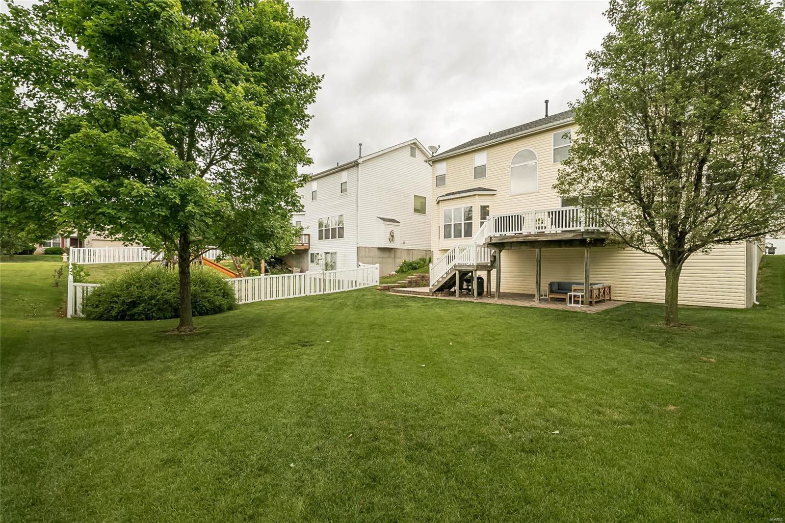 1217 Arbor Bluff Circle Ballwin, MO 63021 - Photo 43 of 48