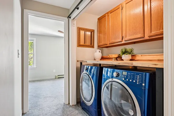 $449,900 | 13 Stanorm Drive, Unit F, Newmarket, NH 03857