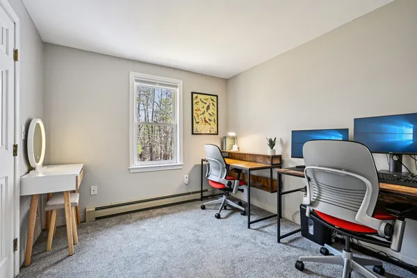 $449,900 | 13 Stanorm Drive, Unit F, Newmarket, NH 03857