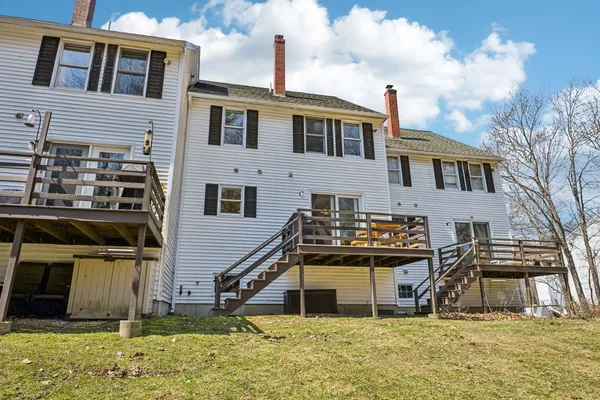 $449,900 | 13 Stanorm Drive, Unit F, Newmarket, NH 03857