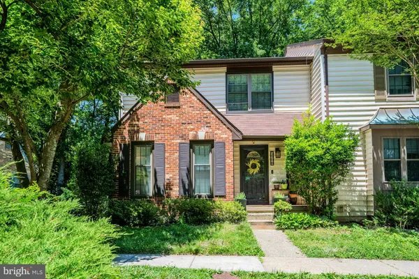 $625,000 | 5908 Roberts Common Court, Burke, VA 22015