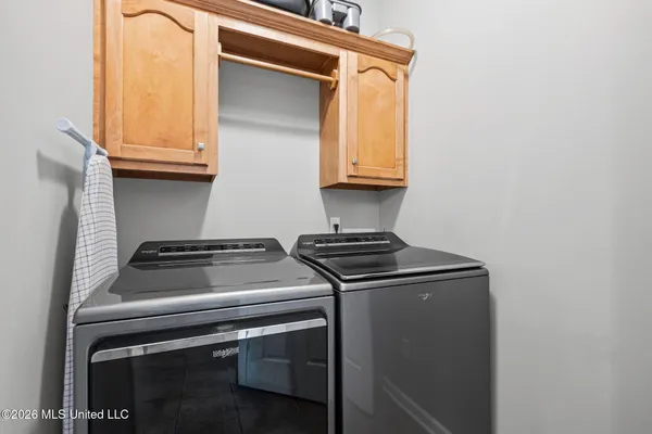 $345,000 | 8855 Oak Grove Boulevard, Olive Branch, MS 38654