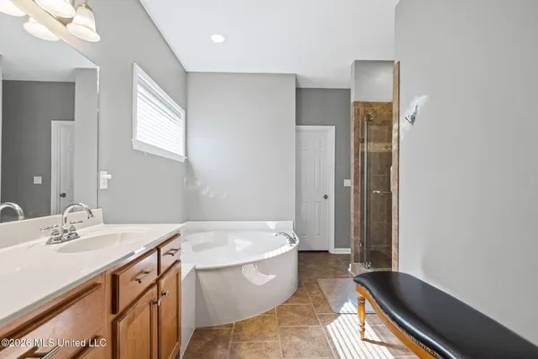 $345,000 | 8855 Oak Grove Boulevard, Olive Branch, MS 38654
