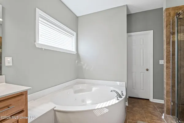 $345,000 | 8855 Oak Grove Boulevard, Olive Branch, MS 38654