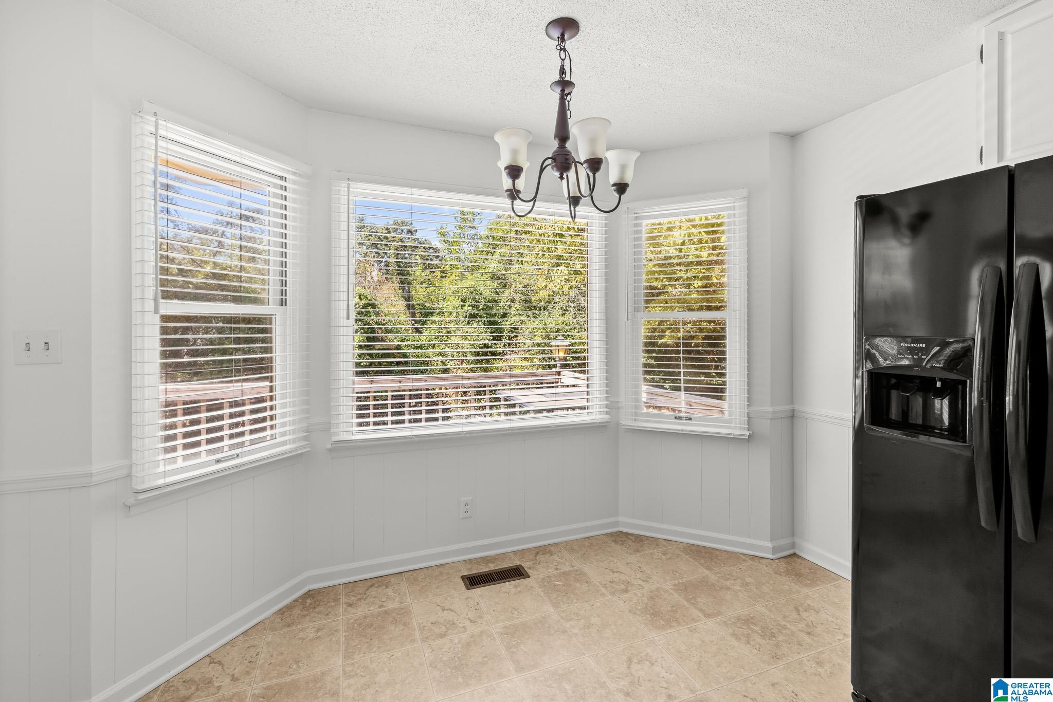 2601 Diamond Circle Birmingham, AL 35216 - Photo 9 of 29