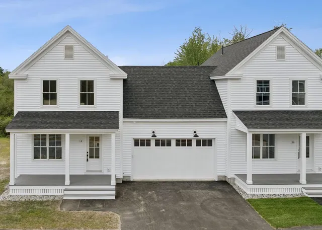 $750,000 | 14 Holbrook Farms Way, Unit 1, Scarborough, ME 04074